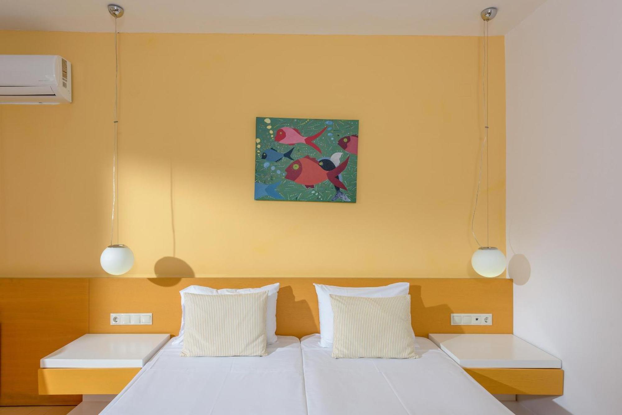 Zeus Hotels Palm Beach สตาลิดา ภายนอก รูปภาพ